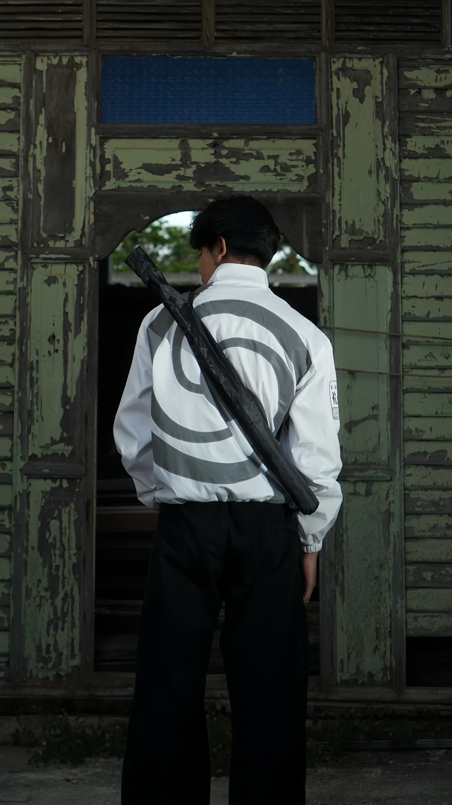 JJK COLLECTION : REFLECTIVE WINDBREAKER YUTA